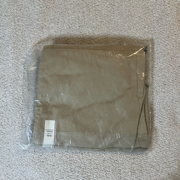 NOT FOR SALE Set of 2 Cat & Jack Khaki Drawstring elastic Waist Big Boys Shorts - Picture 2 of 8